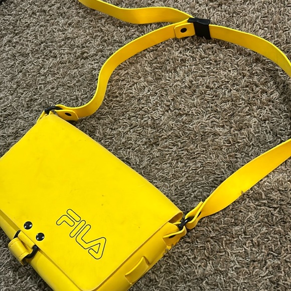 Makio Hasuike X Fila Yellow Foam Crossbody Messenger Collab - Picture 1 of 8